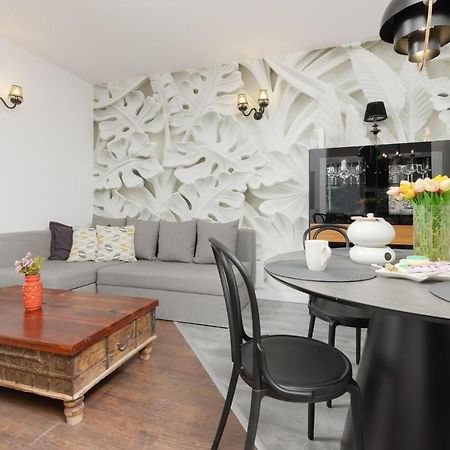 Blonia Wilanowskie Apartment Warsaw By Noclegi Renters Zewnętrze zdjęcie